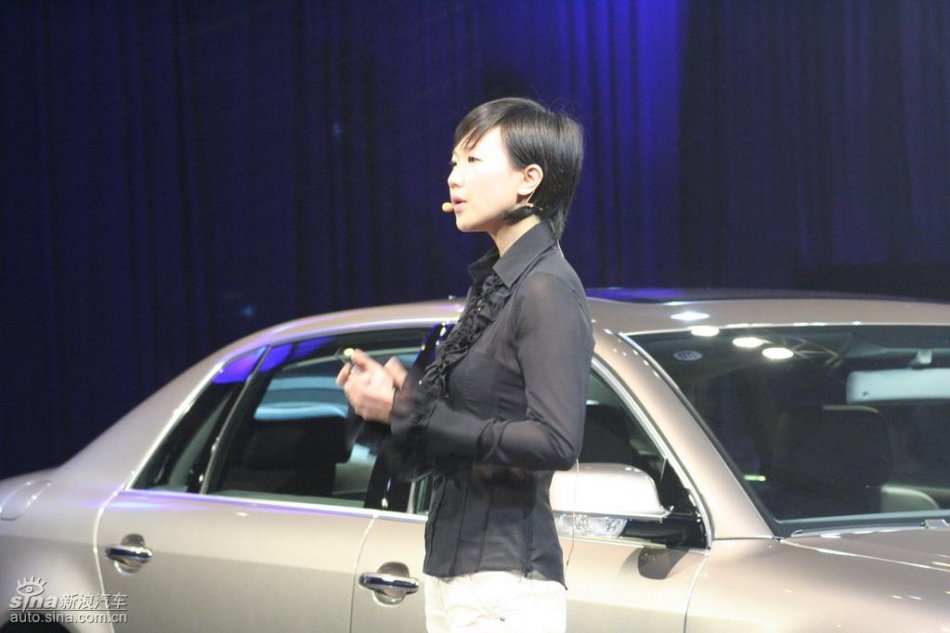 全新3.6L大众辉腾上市现场图