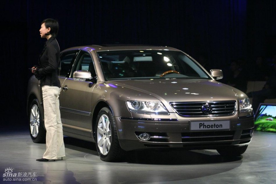 全新3.6L大众辉腾上市现场图