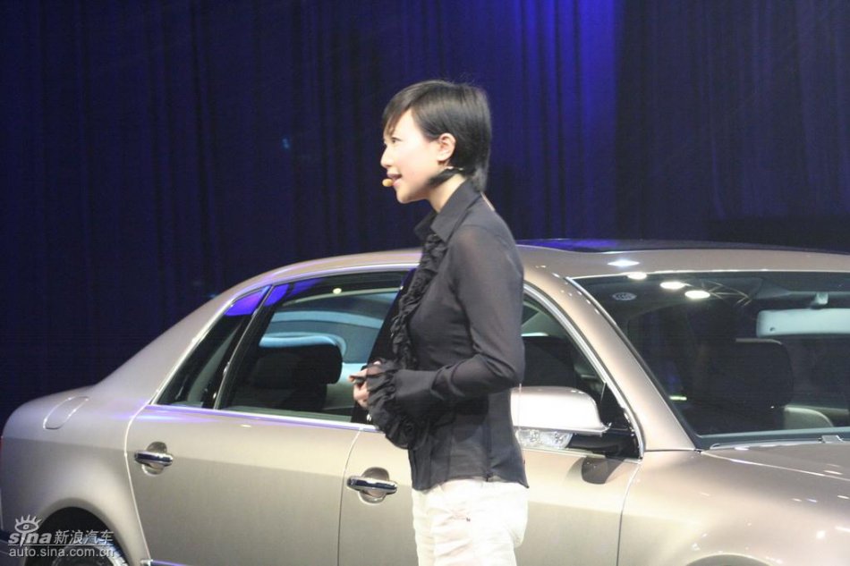 全新3.6L大众辉腾上市现场图