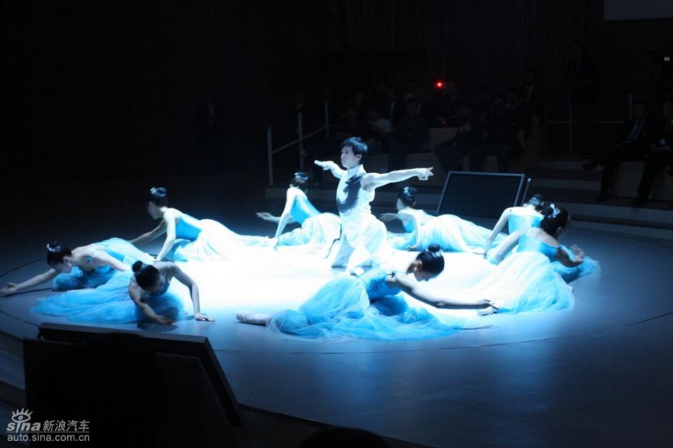 全新3.6L大众辉腾上市现场图