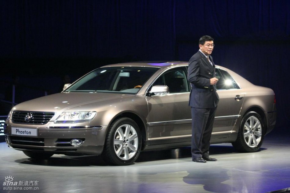 全新3.6L大众辉腾上市现场图