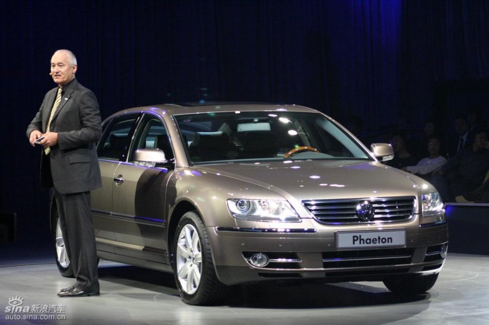 全新3.6L大众辉腾上市现场图