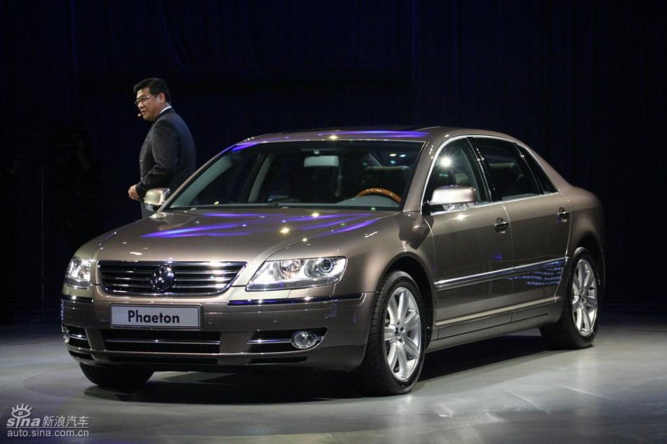 全新3.6L大众辉腾上市现场图