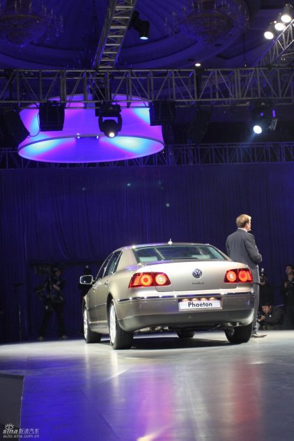 全新3.6L大众辉腾上市现场图