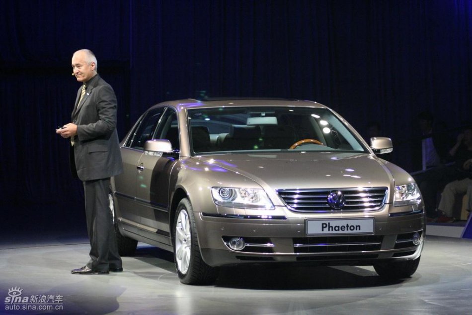 全新3.6L大众辉腾上市现场图