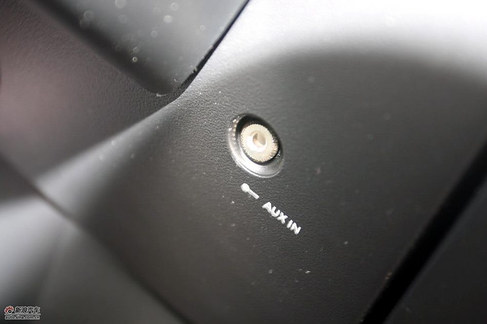 进口大众甲壳虫“墨橘版”内饰