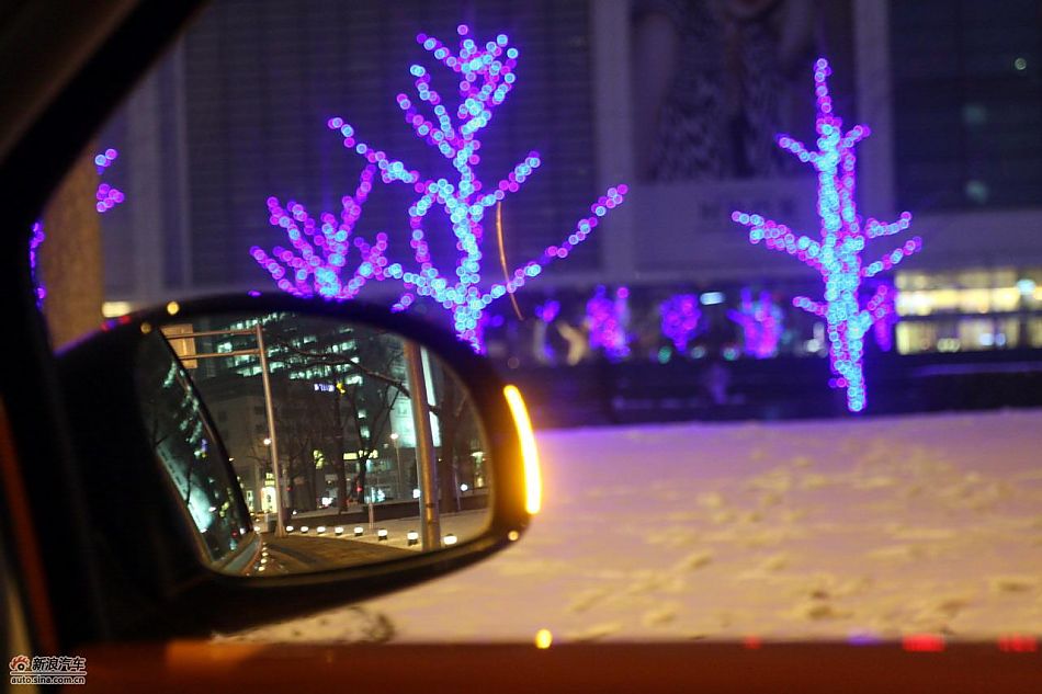 进口大众甲壳虫“墨橘版”内饰