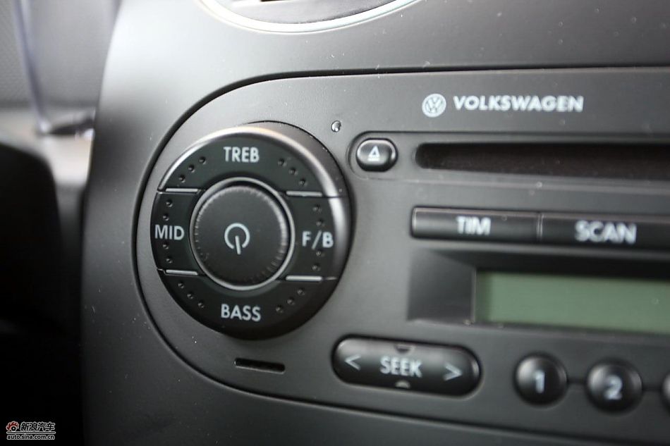 进口大众甲壳虫“墨橘版”内饰