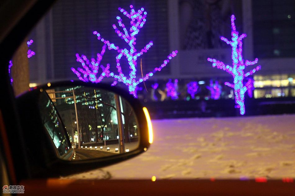 进口大众甲壳虫“墨橘版”内饰