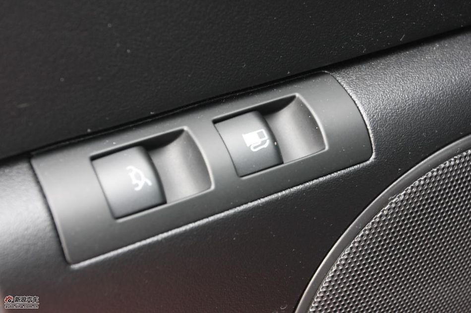 进口大众甲壳虫“墨橘版”内饰