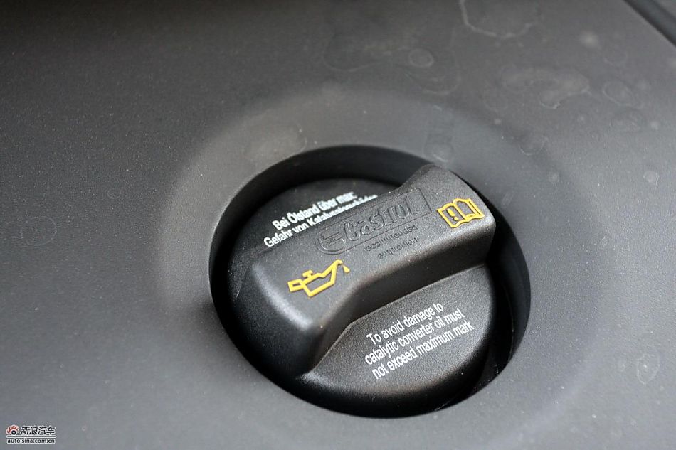 进口大众甲壳虫“墨橘版”