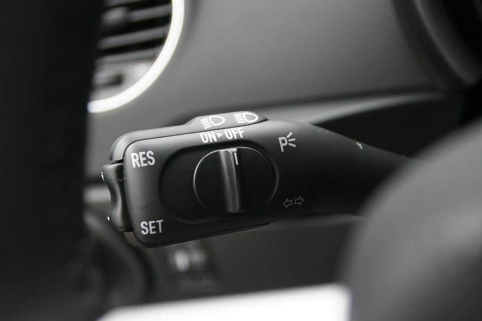 图为新甲壳虫内饰及细节