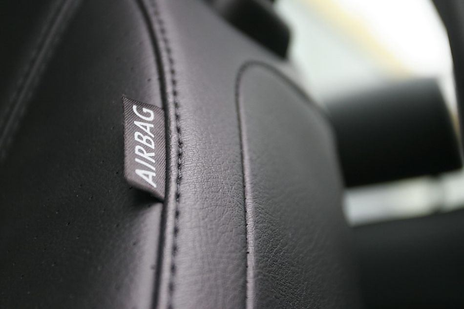 图为新甲壳虫内饰及细节