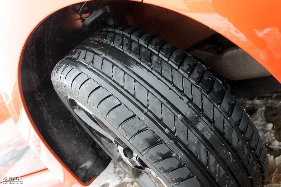 进口大众甲壳虫“墨橘版”外观