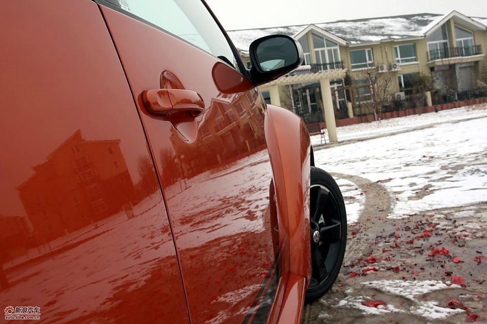 进口大众甲壳虫“墨橘版”外观