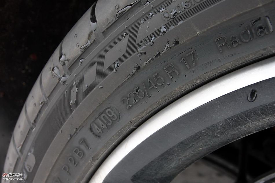 进口大众甲壳虫“墨橘版”外观