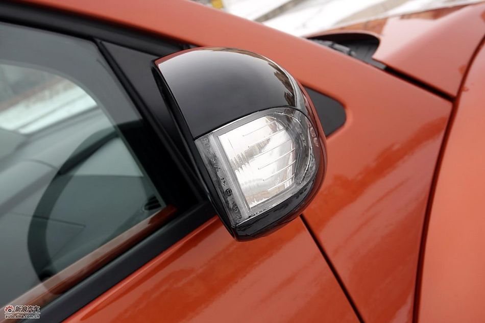 进口大众甲壳虫“墨橘版”外观