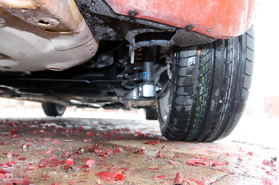 进口大众甲壳虫“墨橘版”