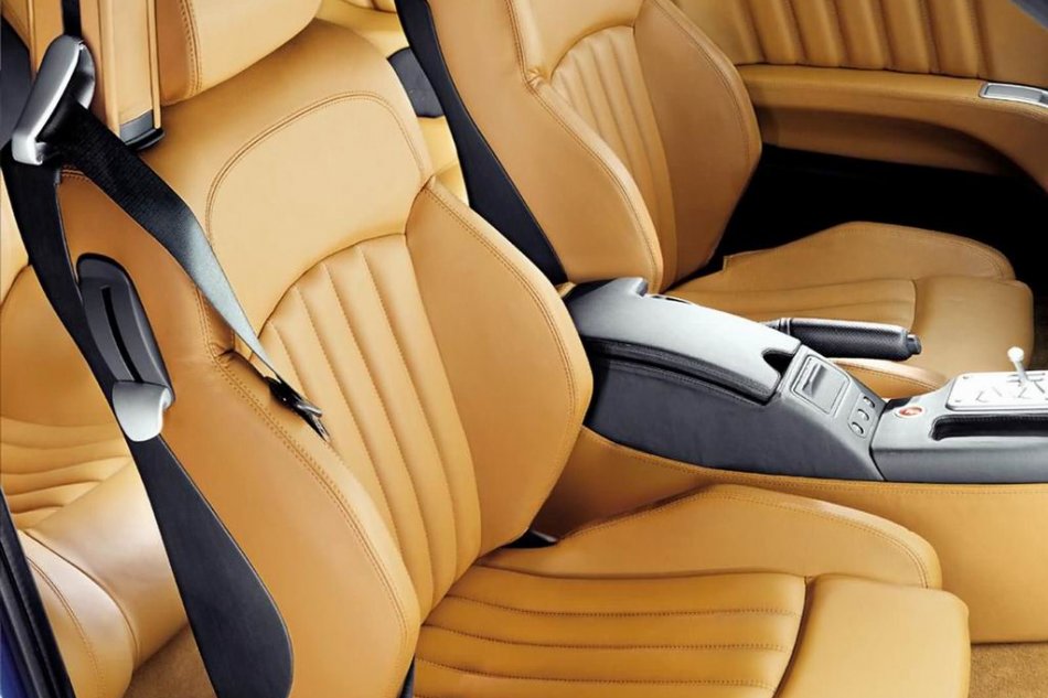 法拉利--612座椅