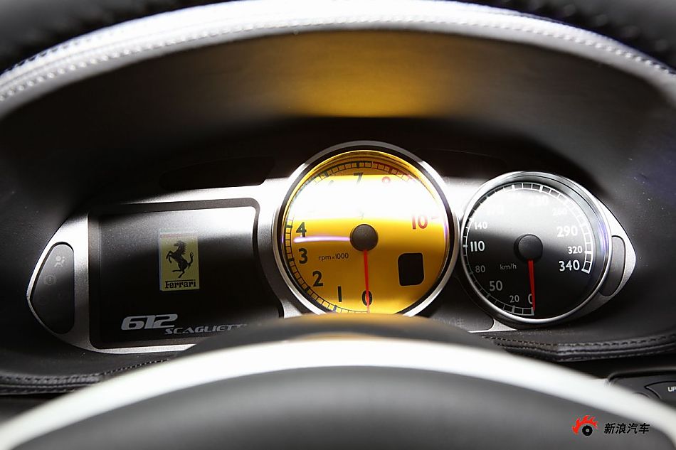 法拉利612