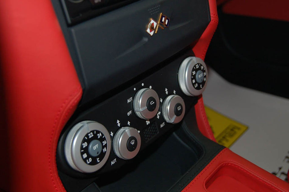 法拉利612 05款 Scaglietti 5.7 内饰