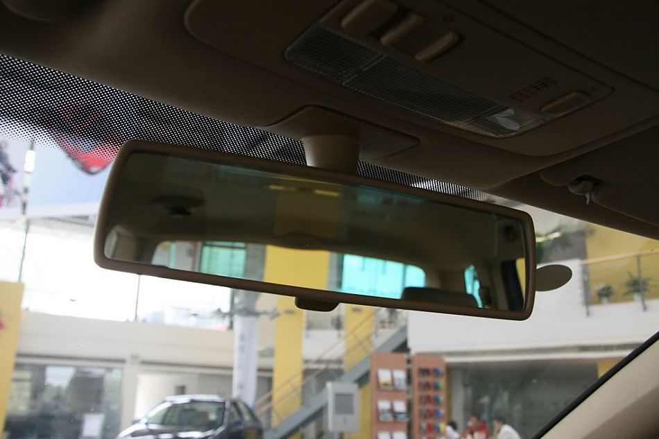 上海大众途安内后视镜