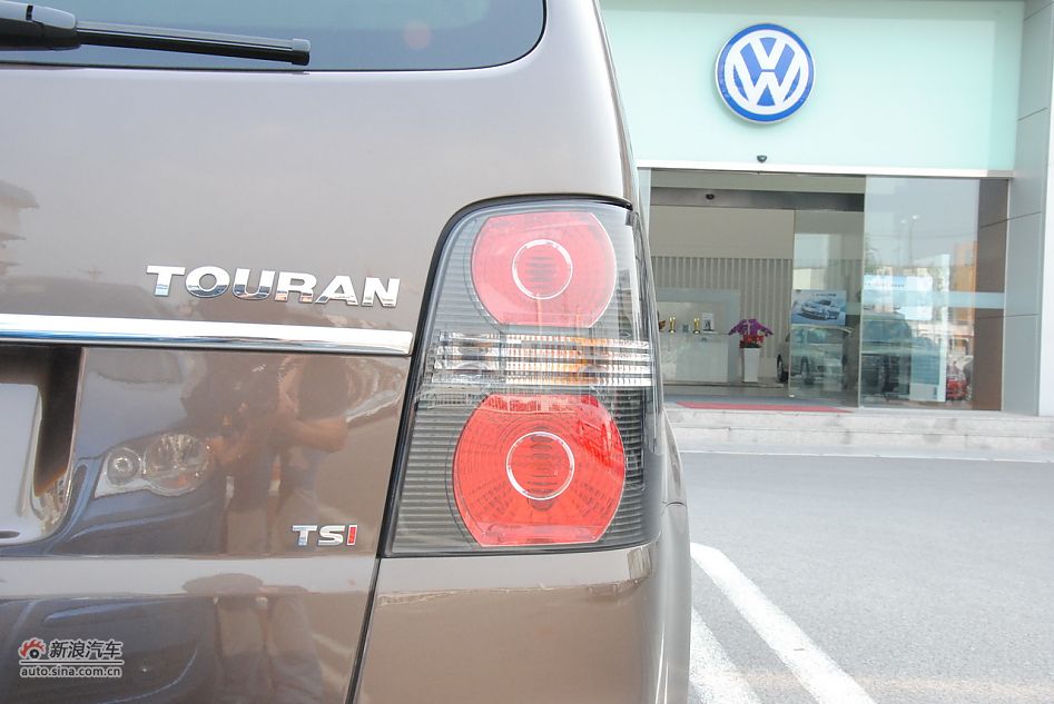 2011款大众途安1.4TSI自动智臻版