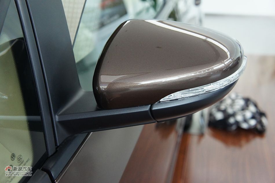 2011款大众途安1.4TSI手动智尚版