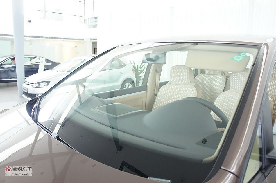 2011款大众途安1.4TSI手动智尚版