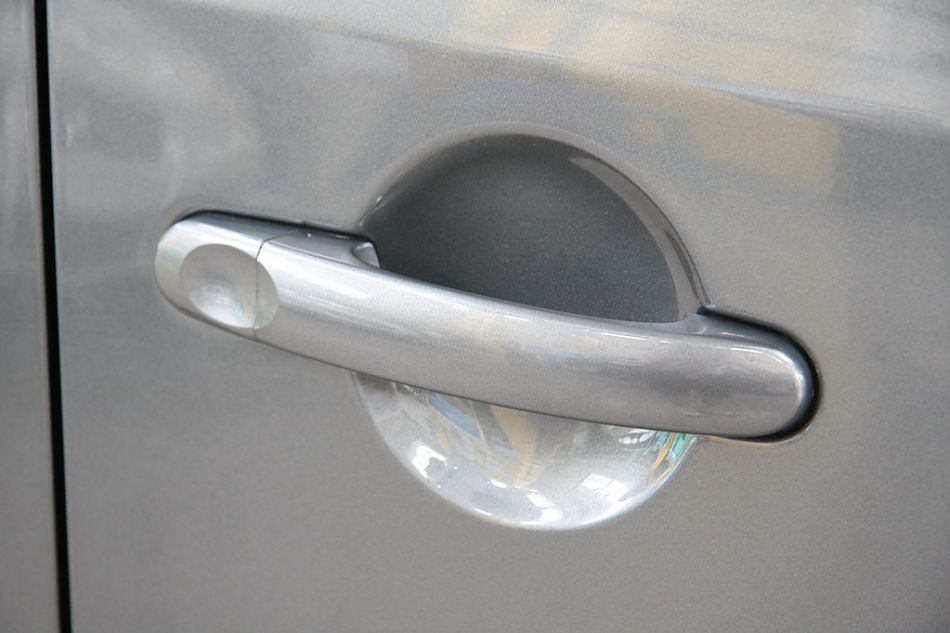 上海大众途安车门拉手