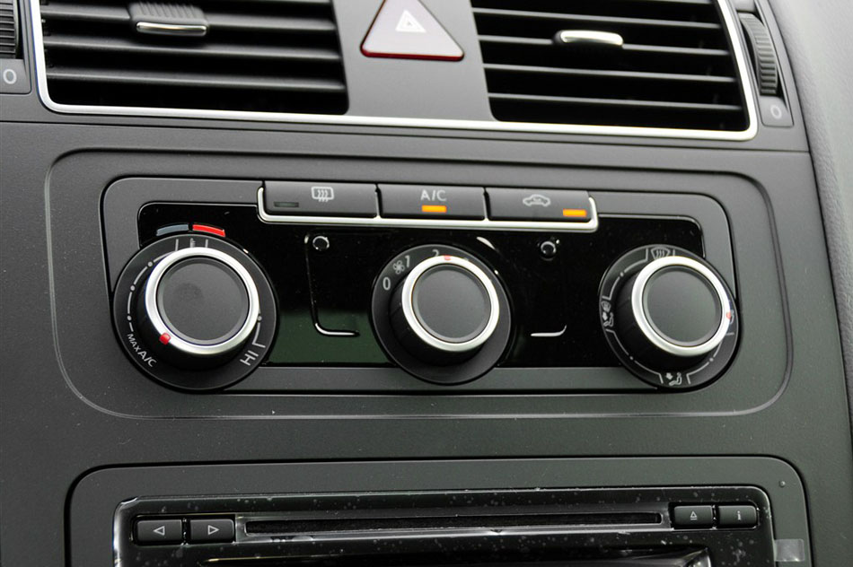 2015款 1.4T 自动30周年纪念版 内饰