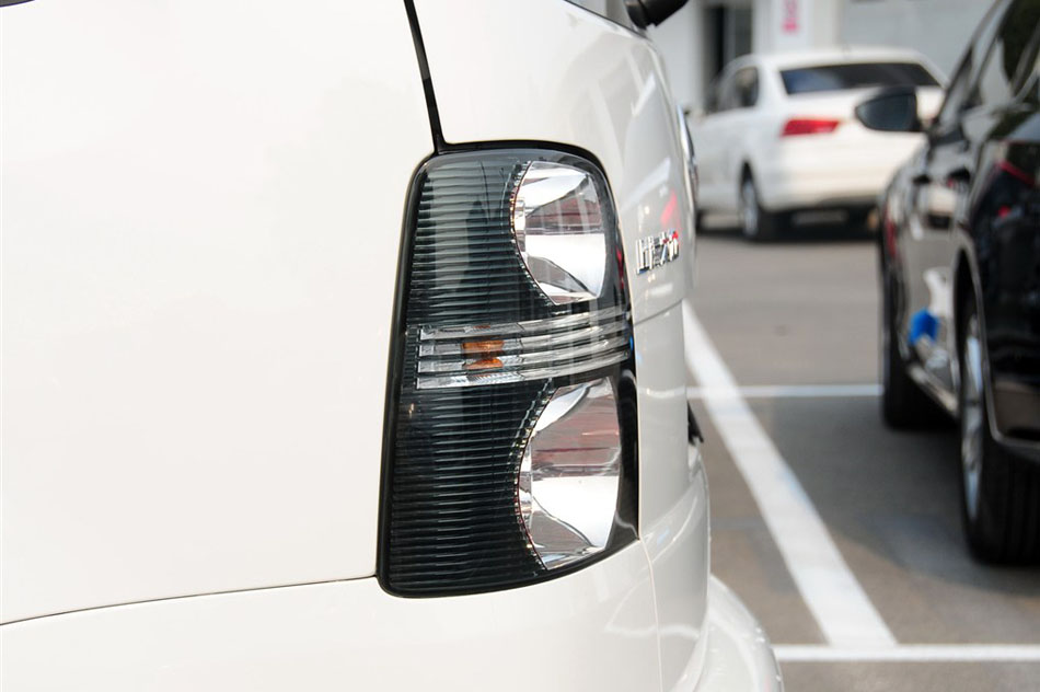 2015款 1.4T 自动30周年纪念版 其他