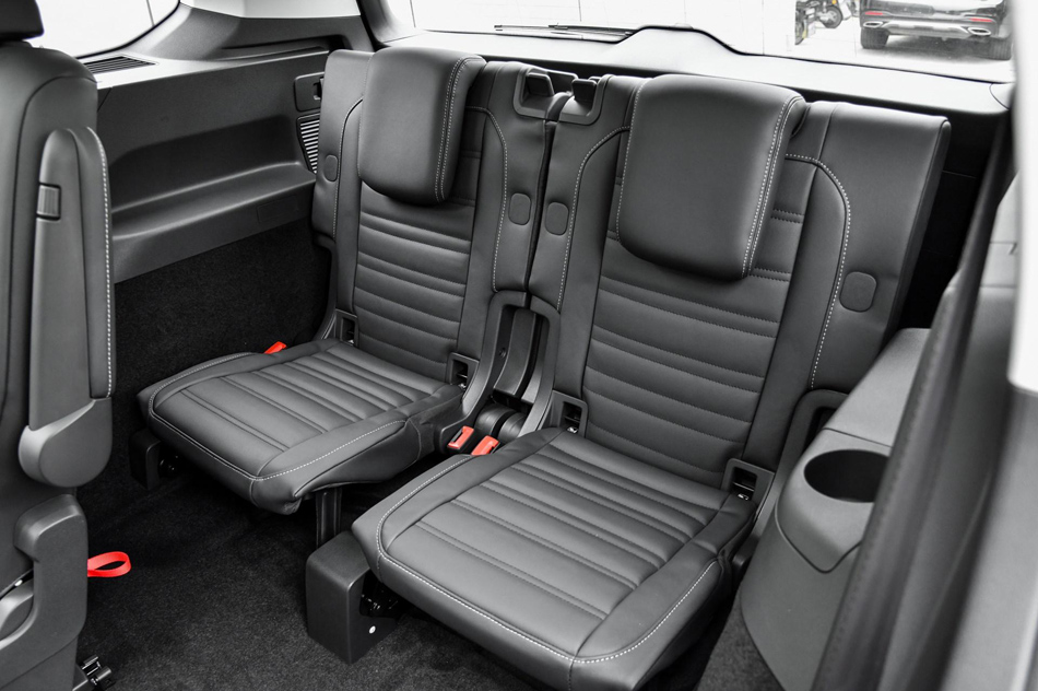 2018款 途安L 280TSI 拓界版 6座 座椅空间