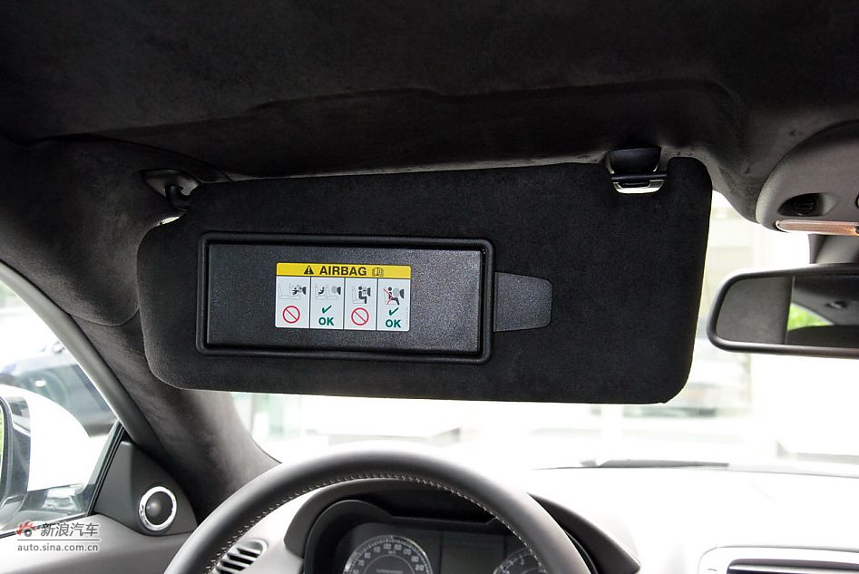 2009款全新捷豹XKR双门跑车