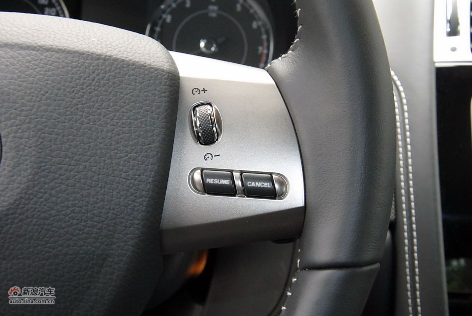 2009款全新捷豹XKR双门跑车