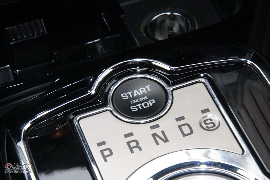 2009款全新捷豹XKR双门跑车