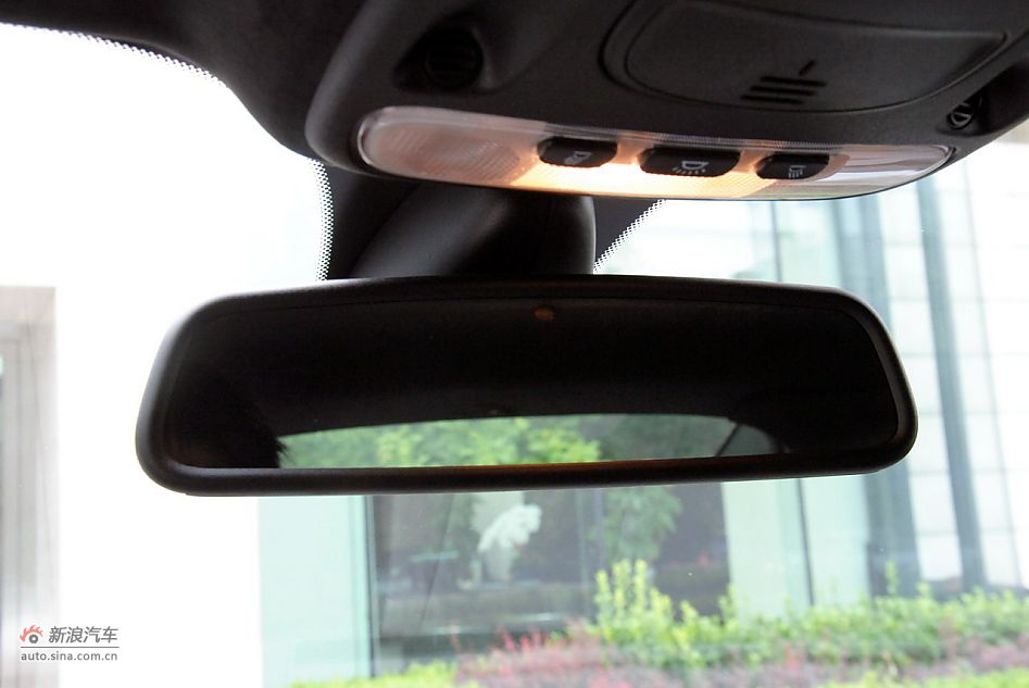 2009款全新捷豹XKR双门跑车