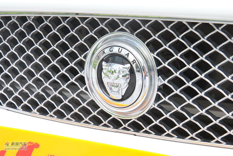 2009款全新捷豹XKR双门跑车