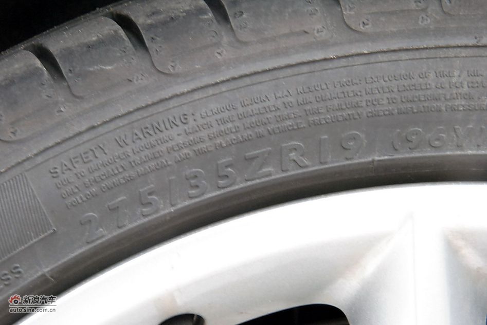 2009款全新捷豹XKR双门跑车