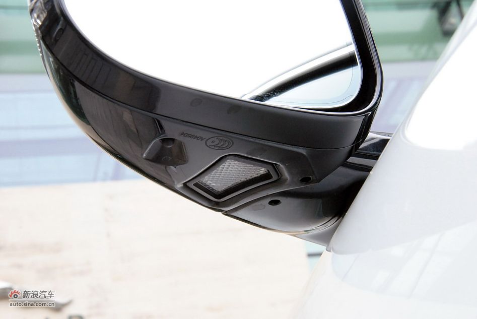 2009款全新捷豹XKR双门跑车