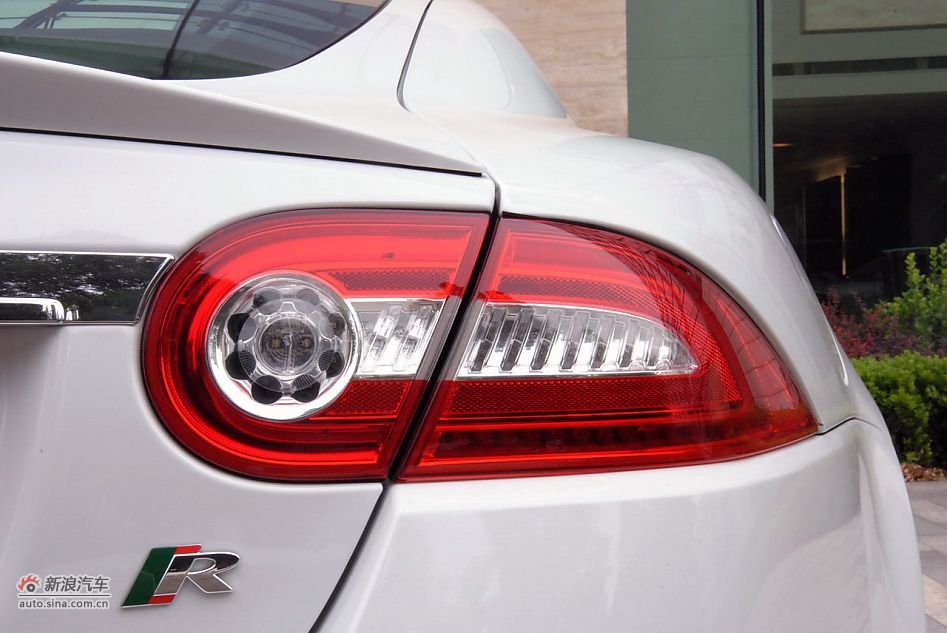 2009款全新捷豹XKR双门跑车