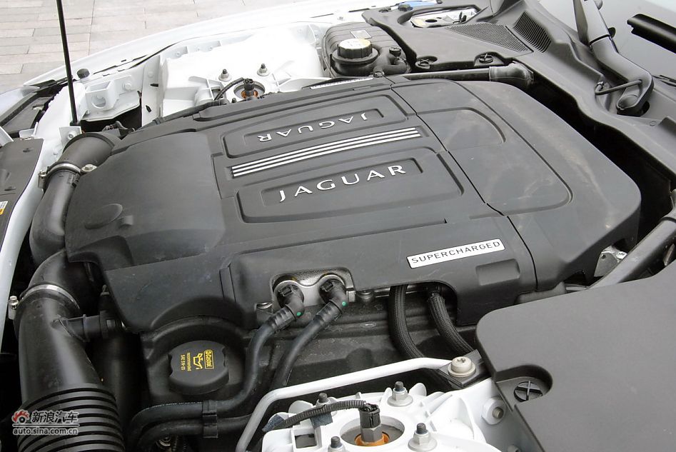 2009款全新捷豹XKR双门跑车