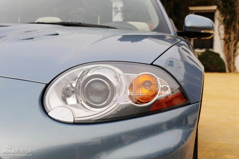 捷豹XKR外观图片