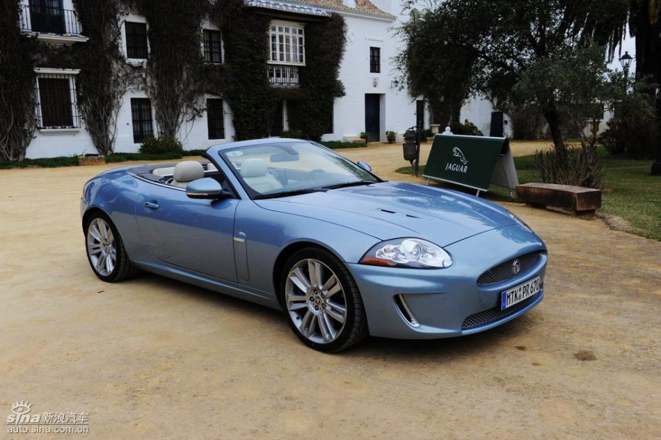 捷豹XKR外观图片