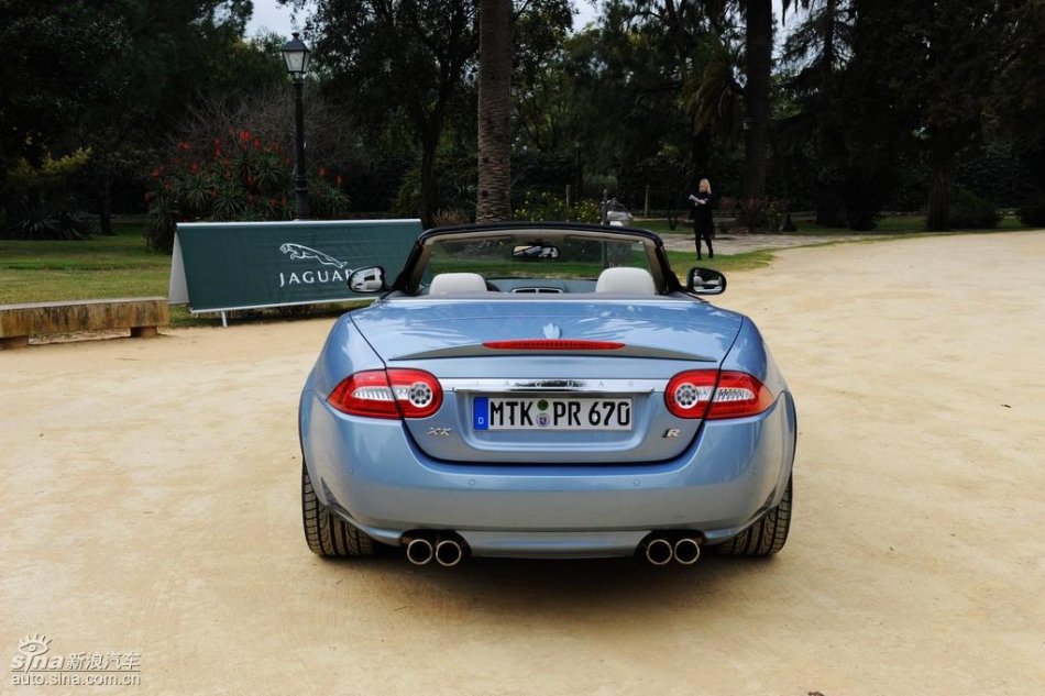 捷豹XKR外观图片