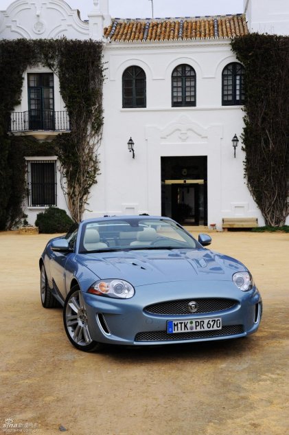 捷豹XKR外观图片