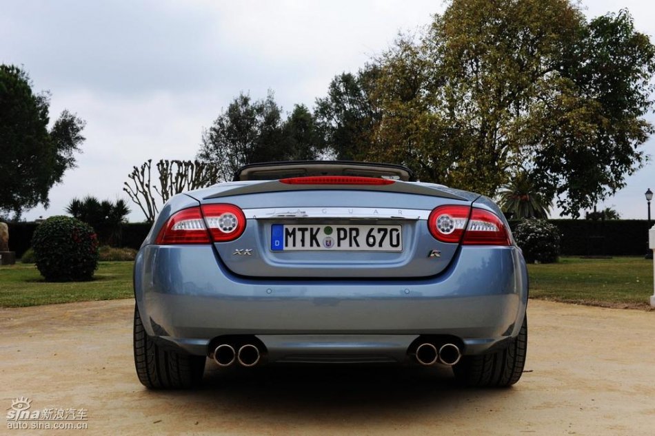 捷豹XKR外观图片