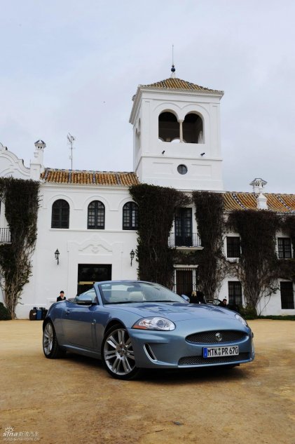 捷豹XKR外观图片