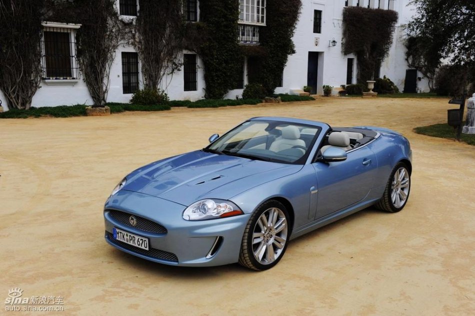 捷豹XKR外观图片
