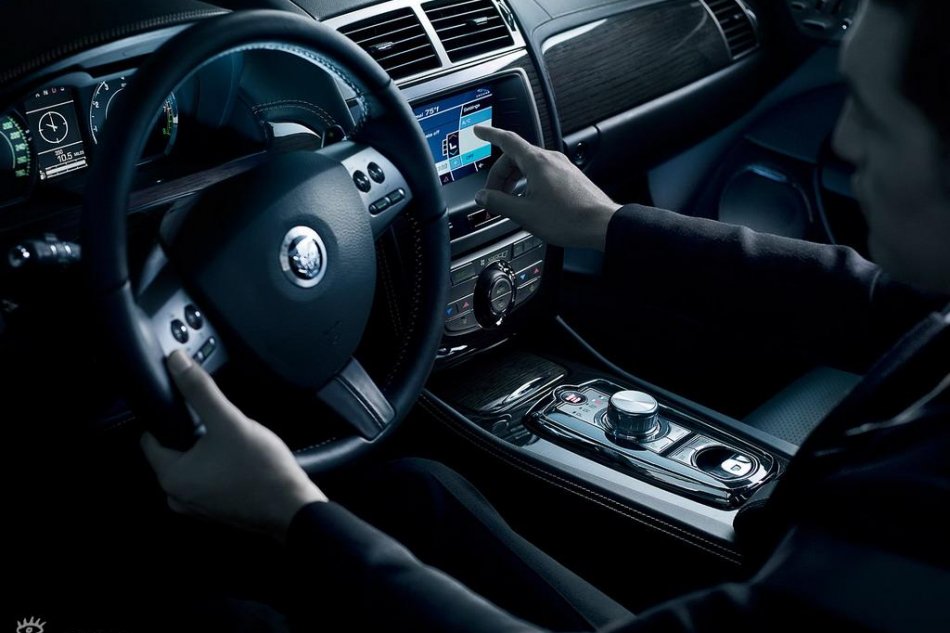 捷豹XKR内饰图片